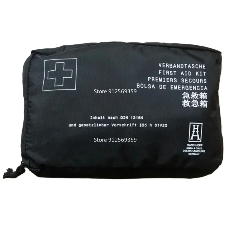 First Aid Kit - La trousse de premiers soins d'origine